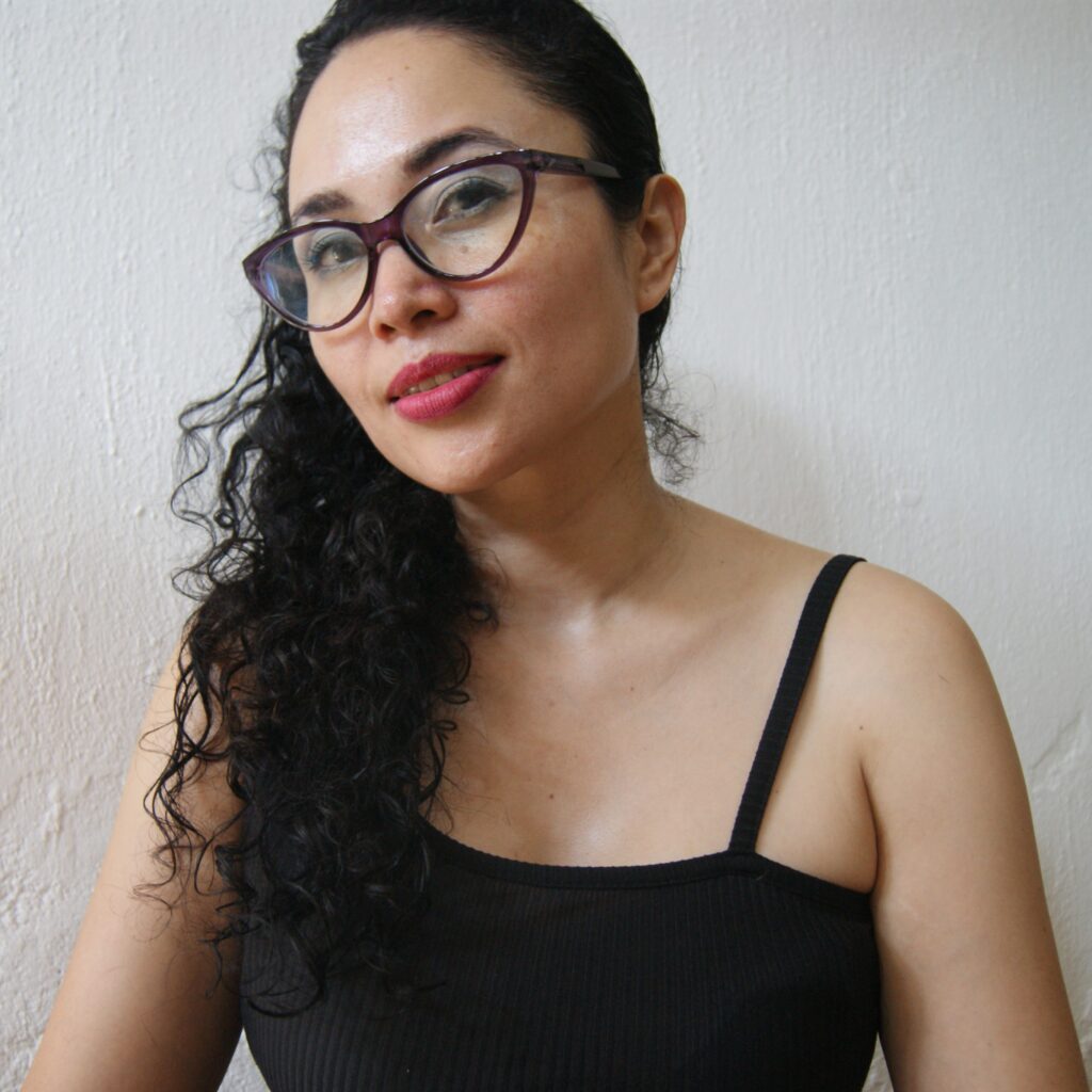 Minificcionista Karla Barajas