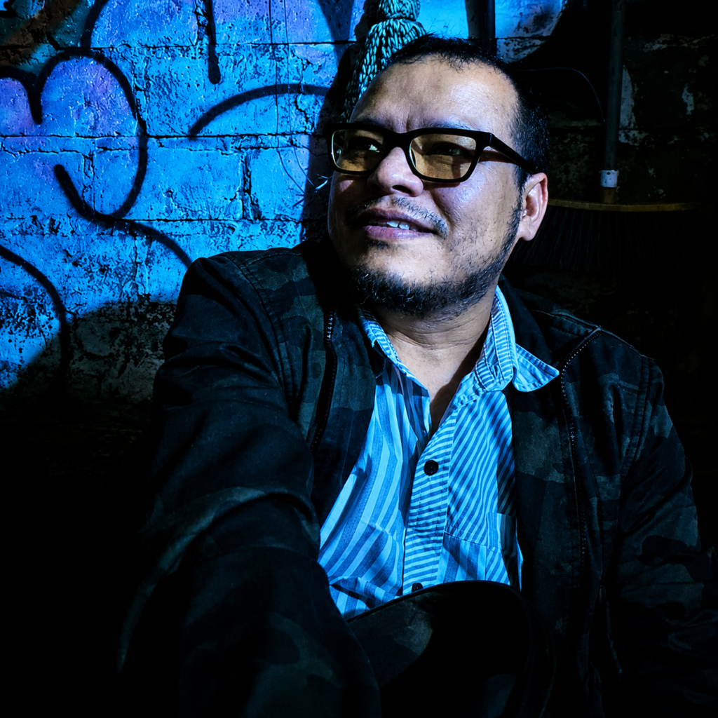 Poeta colombiano Dufay Bustamante
